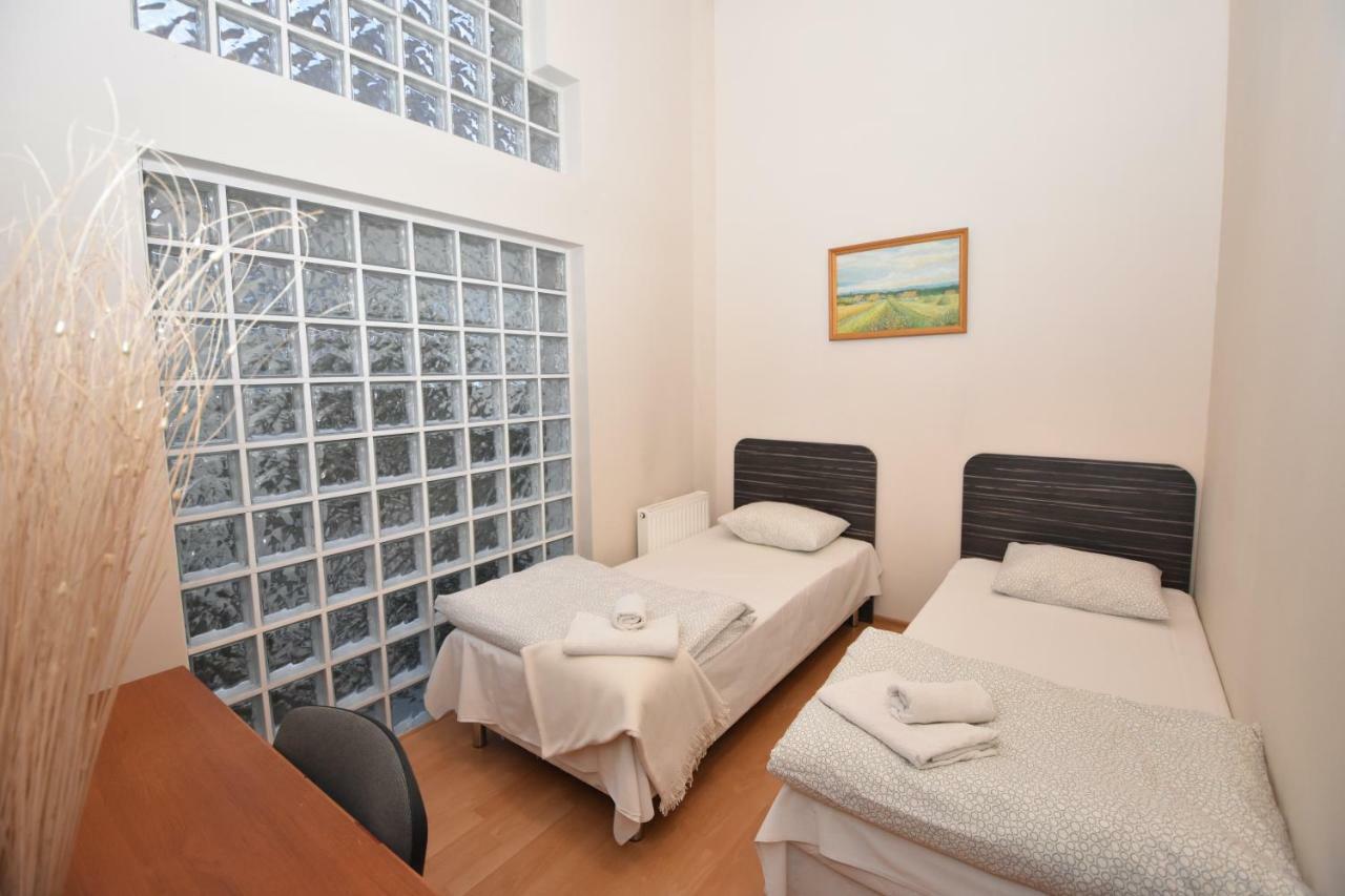 Zielone Pokoje Zielona Góra Exterior foto